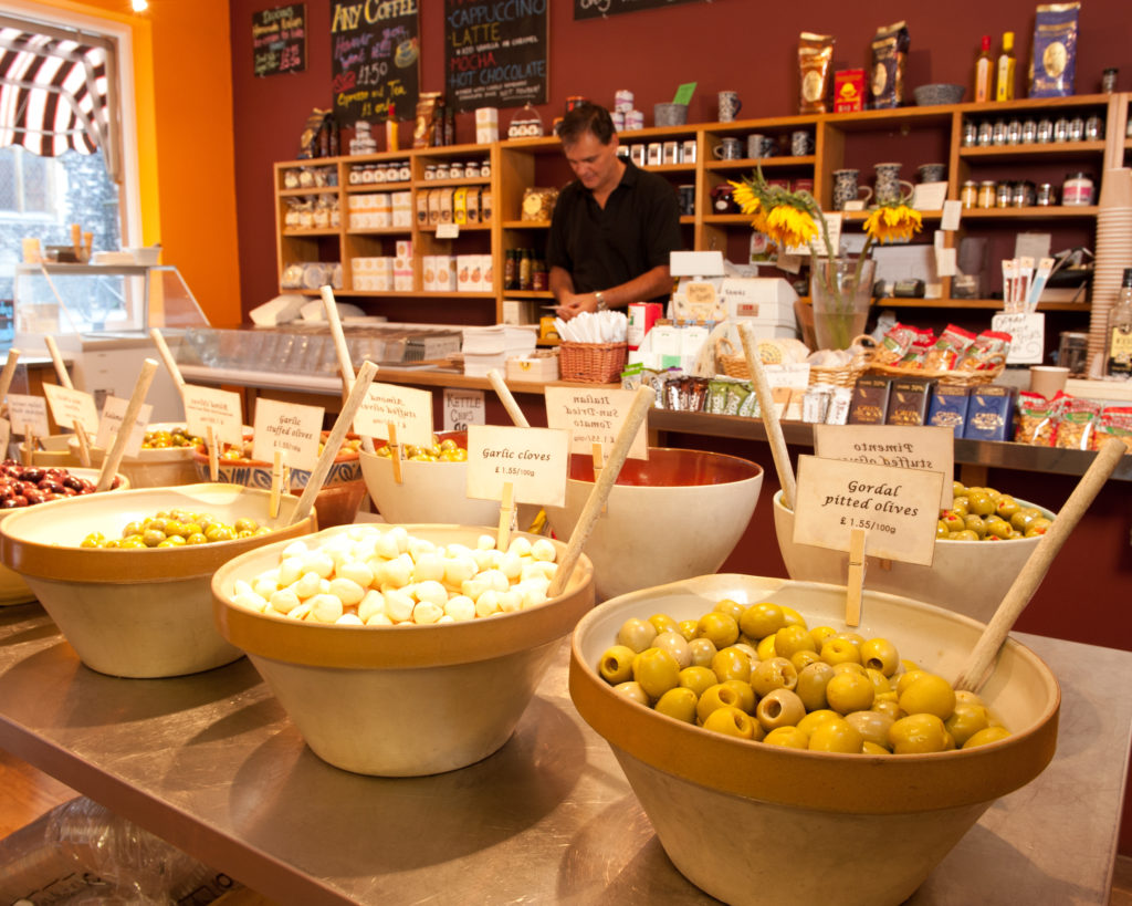 Amaretto Deli, Fab