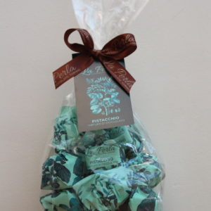 La Perla white choclate and pistacchio truffles, 190g. (gluten free)