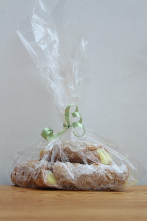 Sicilian Lemon Cream Cannoli Gift Bag