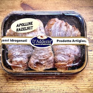 Sfogliatine Mignon Pastries, with hazelnut cream